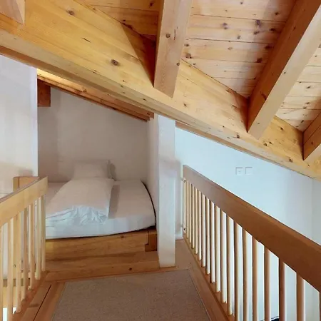 Apartment Ruinatsch 44